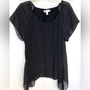 Dress Barn - short sleeve, black & white polka dot top- size M
